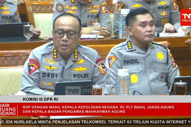 Ⓒ Hak cipta foto di atas dikembalikan sesungguhnya kepada pemilik foto Ⓒ Hak cipta foto di atas dikembalikan sesungguhnya kepada pemilik foto
