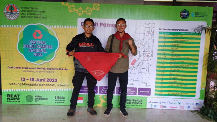 Ⓒ Hak cipta foto di atas dikembalikan sesungguhnya kepada pemilik foto Ⓒ Hak cipta foto di atas dikembalikan sesungguhnya kepada pemilik foto