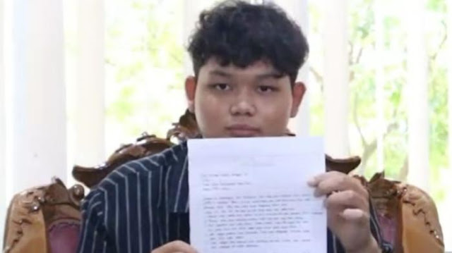 Ⓒ Hak cipta foto di atas dikembalikan sesungguhnya kepada pemilik foto Ⓒ Hak cipta foto di atas dikembalikan sesungguhnya kepada pemilik foto