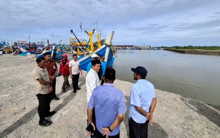 Tinjau Kuala Idi, Dek Fadh Dengar Langsung Keluhan Nelayan