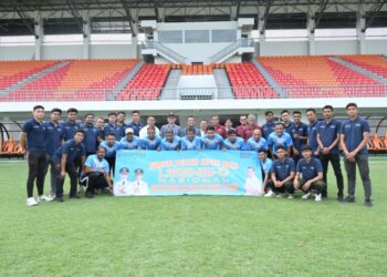 Ⓒ Hak cipta foto di atas dikembalikan sesungguhnya kepada sang pemilik foto Ⓒ Hak cipta foto di atas dikembalikan sesungguhnya kepada pemilik foto