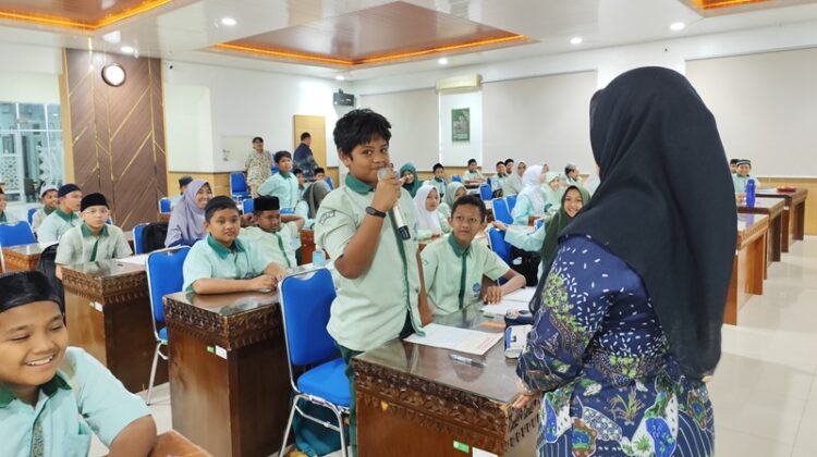 Anak Sekolah Kunjungi BPOM Aceh, Belajar Cara Memilih Pangan Aman dan Bergizi