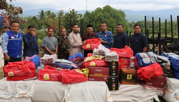Pemerintah Aceh Salurkan Bantuan Sosial untuk Pesantren Ar-Rabwah Pasca Kebakaran