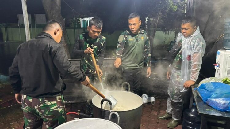 Kodam IM Dirikan Dapur Lapangan Bantu Korban Banjir Aceh Utara–Lhokseumawe