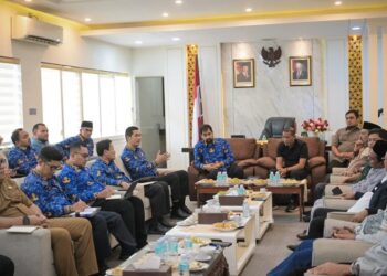Mualem dan DPRA Bahas Rancangan APBA 2026