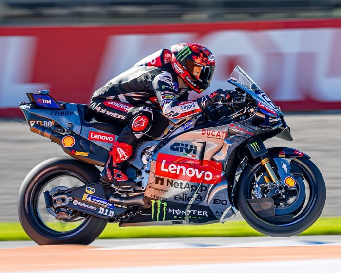 Ⓒ Hak cipta foto di atas dikembalikan sesungguhnya kepada sang pemilik foto Ⓒ Hak cipta foto di atas dikembalikan sesungguhnya kepada pemilik foto