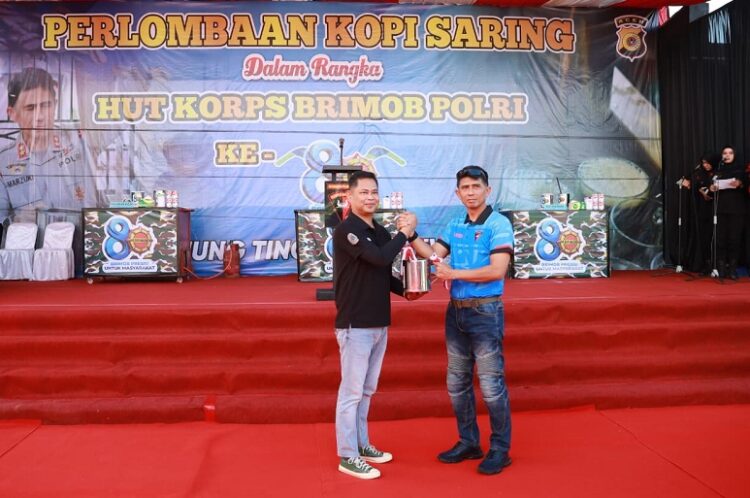 Ⓒ Hak cipta foto di atas dikembalikan sesungguhnya kepada pemilik foto Ⓒ Hak cipta foto di atas dikembalikan sesungguhnya kepada pemilik foto