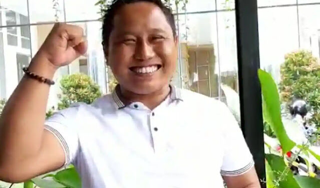 Ⓒ Hak cipta foto di atas dikembalikan sesungguhnya kepada sang pemilik foto Ⓒ Hak cipta foto di atas dikembalikan sesungguhnya kepada pemilik foto