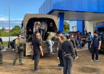 Ⓒ Hak cipta foto di atas dikembalikan sesungguhnya kepada sang pemilik foto Ⓒ Hak cipta foto di atas dikembalikan sesungguhnya kepada pemilik foto