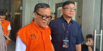 Ⓒ Hak cipta foto di atas dikembalikan sesungguhnya kepada sang pemilik foto Ⓒ Hak cipta foto di atas dikembalikan sesungguhnya kepada pemilik foto