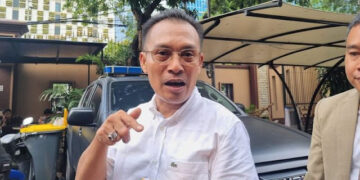 Ⓒ Hak cipta foto di atas dikembalikan sesungguhnya kepada sang pemilik foto Ⓒ Hak cipta foto di atas dikembalikan sesungguhnya kepada pemilik foto