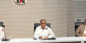 Ⓒ Hak cipta foto di atas dikembalikan sesungguhnya kepada sang pemilik foto Ⓒ Hak cipta foto di atas dikembalikan sesungguhnya kepada pemilik foto