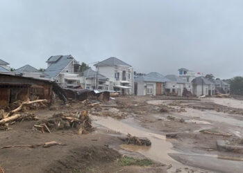 Ⓒ Hak cipta foto di atas dikembalikan sesungguhnya kepada sang pemilik foto Ⓒ Hak cipta foto di atas dikembalikan sesungguhnya kepada pemilik foto