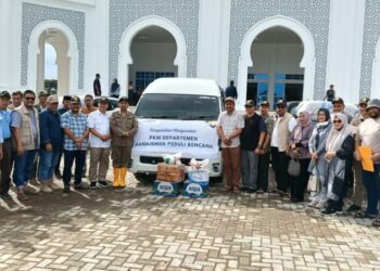 FEB USK Salurkan Bantuan untuk Korban Banjir Pidie Jaya