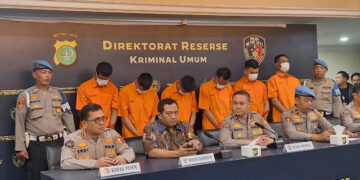 Ⓒ Hak cipta foto di atas dikembalikan sesungguhnya kepada sang pemilik foto Ⓒ Hak cipta foto di atas dikembalikan sesungguhnya kepada pemilik foto