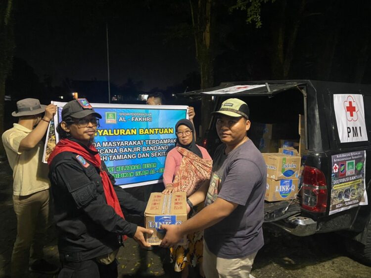 Ⓒ Hak cipta foto di atas dikembalikan sesungguhnya kepada pemilik foto Ⓒ Hak cipta foto di atas dikembalikan sesungguhnya kepada pemilik foto