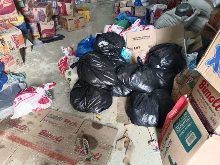 Ratusan KK Terdampak Banjir di Mns Lhok Terima Bantuan Sembako