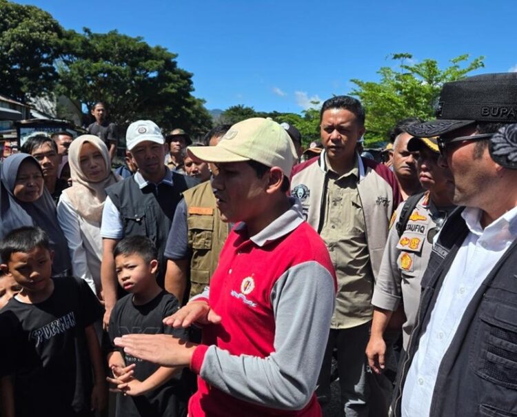 Wagub Aceh Kunjungi Masyarakat Terdampak Banjir di Takengon