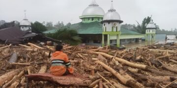 Ⓒ Hak cipta foto di atas dikembalikan sesungguhnya kepada sang pemilik foto Ⓒ Hak cipta foto di atas dikembalikan sesungguhnya kepada pemilik foto