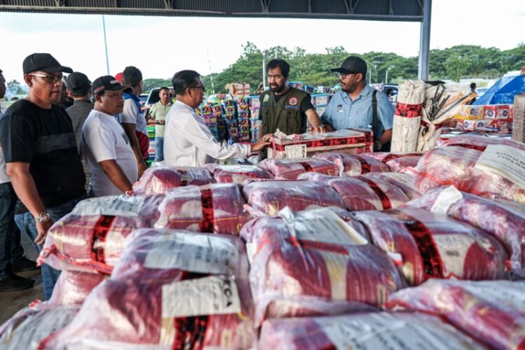 Mualem Perintahkan Distribusi Sembako dan Pembukaan Akses Wilayah Terisolir Dipercepat