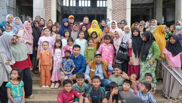 Ⓒ Hak cipta foto di atas dikembalikan sesungguhnya kepada pemilik foto Ⓒ Hak cipta foto di atas dikembalikan sesungguhnya kepada pemilik foto