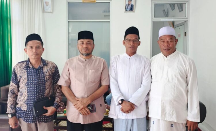 Punggawa Disdik Dayah Banda Aceh Hadiri Maulid Nabi di Dayah Misbahus Shalihin