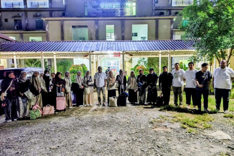 Ⓒ Hak cipta foto di atas dikembalikan sesungguhnya kepada pemilik foto Ⓒ Hak cipta foto di atas dikembalikan sesungguhnya kepada pemilik foto