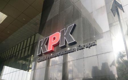 Ⓒ Hak cipta foto di atas dikembalikan sesungguhnya kepada pemilik foto Ⓒ Hak cipta foto di atas dikembalikan sesungguhnya kepada pemilik foto
