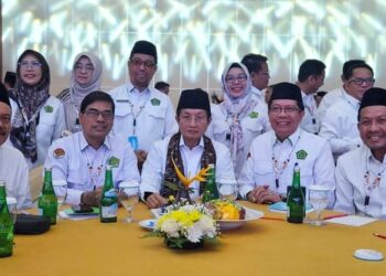 Ⓒ Hak cipta foto di atas dikembalikan sesungguhnya kepada sang pemilik foto Ⓒ Hak cipta foto di atas dikembalikan sesungguhnya kepada pemilik foto