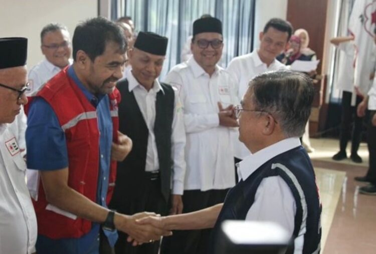 Mualem Dorong PMI Perkuat Peran di Lapangan Tangani Dampak Bencana Aceh