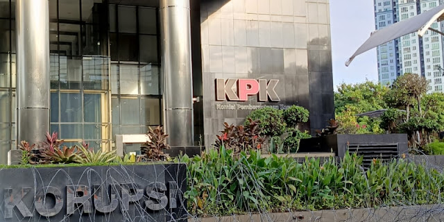 Ⓒ Hak cipta foto di atas dikembalikan sesungguhnya kepada pemilik foto Ⓒ Hak cipta foto di atas dikembalikan sesungguhnya kepada pemilik foto