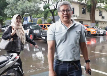 Sindiran Rocky Gerung ke Jokowi: Ijazahnya Asli, Orangnya yang Palsu