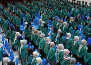 Sebanyak 1.050 mahasiswa Universitas Syiah Kuala (USK) mengikuti kegiatan Pembekalan Program Mahasiswa Berdampak Pemulihan Bencana Sumatera Tahun 2026 yang didanai oleh Direktorat Penelitian dan Pengabdian kepada Masyarakat (DPPM) Kemdiktisaintek. Pembekalan  diselenggarakan oleh Lembaga Penelitian dan Pengabdian kepada Masyarakat (LPPM) USK, bertempat di Ruang Hall Gedung AAC Prof. Dayan Dawood, Darussalam, Banda Aceh, Kamis (29/1/2026). FOTO/Net. Ⓒ Hak cipta foto di atas dikembalikan sesungguhnya kepada pemilik foto