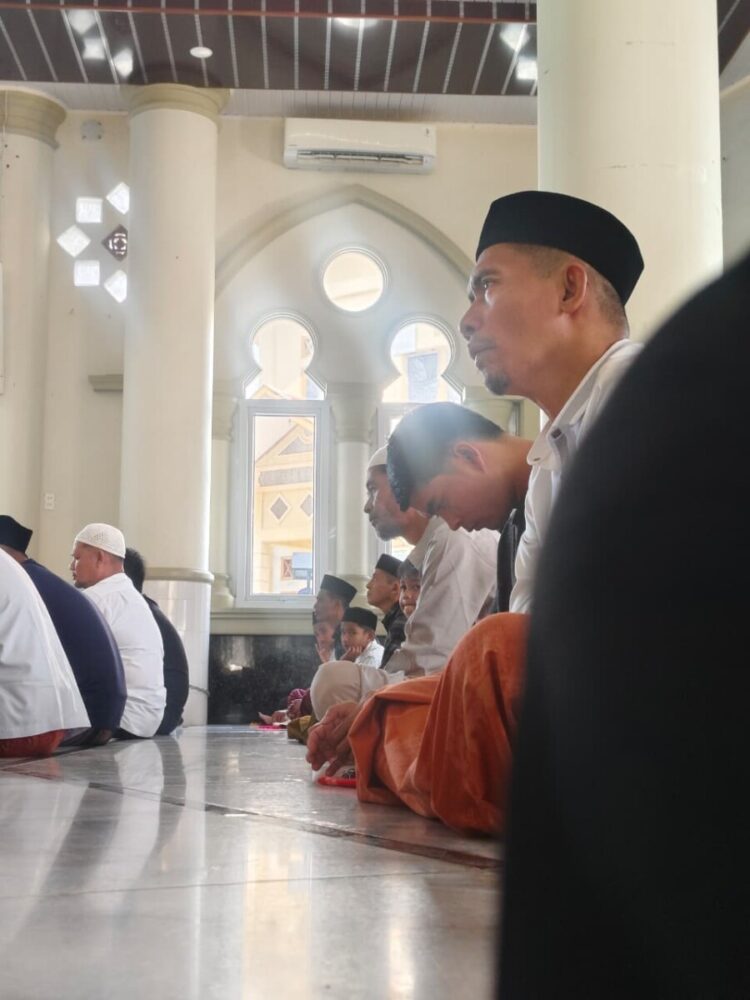 Ⓒ Hak cipta foto di atas dikembalikan sesungguhnya kepada pemilik foto Ⓒ Hak cipta foto di atas dikembalikan sesungguhnya kepada pemilik foto