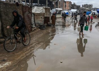 Badai Musim Dingin Rendam Tempat Pengungsian Gaza, Tragedi Kemanusiaan Kian Memburuk