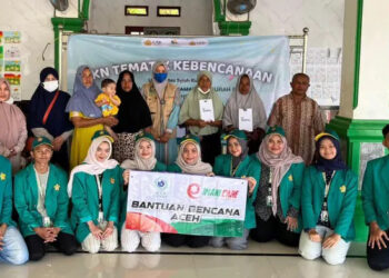 Mahasiswa KKN Kebencanaan USK Pulihkan Trauma Anak Korban Banjir di Pidie Jaya