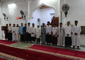 Pengurus Remaja Masjid Baitul Maghfirah Resmi Dilantik, Ketua DKM Tekankan Semangat Memakmurkan Masjid