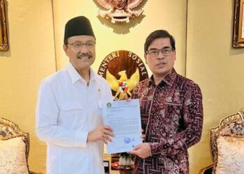 Temui Mensos, Rektor UIN Ar-Raniry Minta Bantuan bagi Ribuan Mahasiswa Korban Banjir