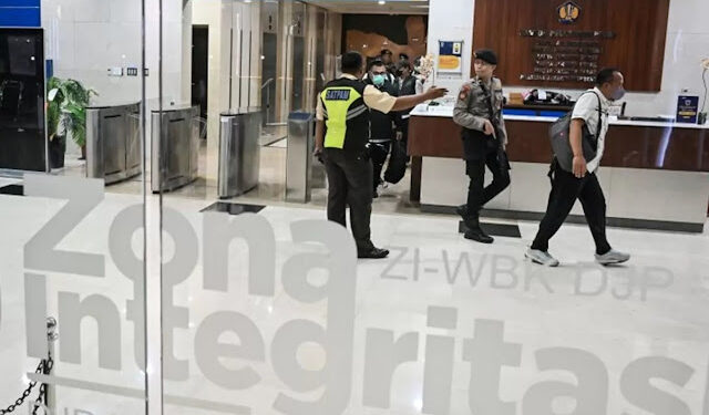 Ⓒ Hak cipta foto di atas dikembalikan sesungguhnya kepada pemilik foto