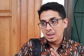 Guru Besar UGM Zainal Arifin Mochtar Diteror Lewat Telepon, Diancam Ditangkap