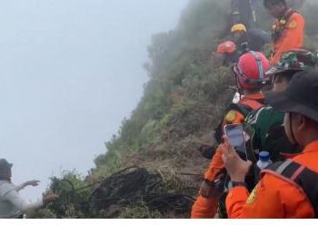 SAR Temukan 1 Korban Pesawat ATR 42-500 di Lereng Gunung Bulusaraung Pangkep