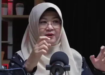 Dokter Tifa Sebut Ada 6 Versi Ijazah Jokowi, Salah Satunya dari Polda Metro Jaya