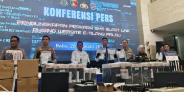 Ⓒ Hak cipta foto di atas dikembalikan sesungguhnya kepada pemilik foto Ⓒ Hak cipta foto di atas dikembalikan sesungguhnya kepada pemilik foto