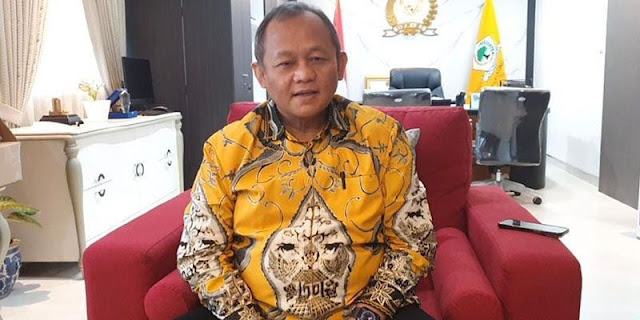 Ⓒ Hak cipta foto di atas dikembalikan sesungguhnya kepada pemilik foto Ⓒ Hak cipta foto di atas dikembalikan sesungguhnya kepada pemilik foto