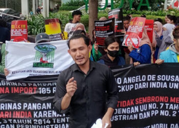 Impor 105 Ribu Mobil Pikap India, Mahasiswa Desak Dirut Agrinas Dicopot
