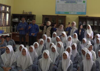 LP3I Indonesia Salurkan Donasi dan Trauma Healing untuk Siswa Terdampak Banjir di Pidie Jaya