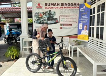 Pulihkan Semangat Belajar Korban Banjir, BFLF Serahkan Sepeda Gratis di Aceh Utara