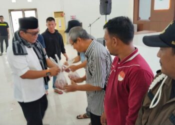 Sambut Ramadhan, Kejati Aceh Bagikan 560 Paket Daging Meugang