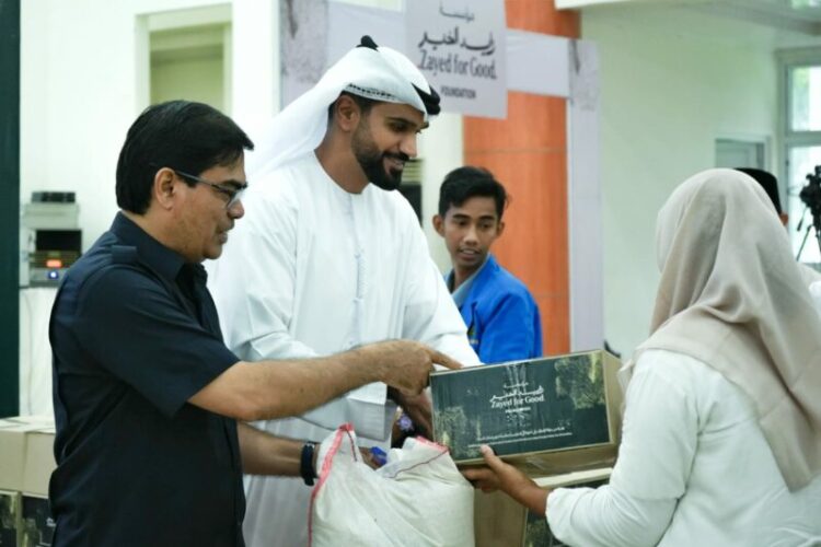 UIN Ar-Raniry Salurkan 1.600 Paket Daging Meugang dan 400 Sembako Jelang Ramadhan