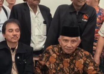 Amien Rais Hadiri Sidang Citizen Lawsuit Ijazah Jokowi di PN Solo